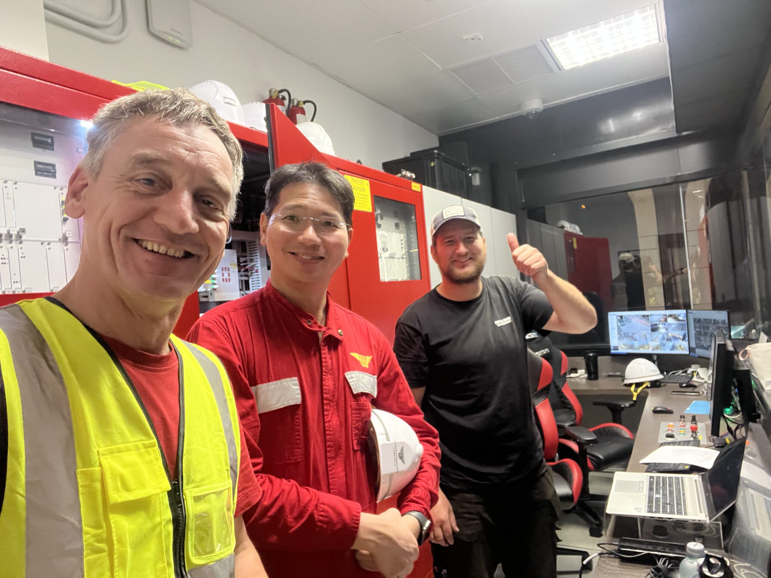 Annual audit Peak Tram Hong Kong: Sven with team in the control center