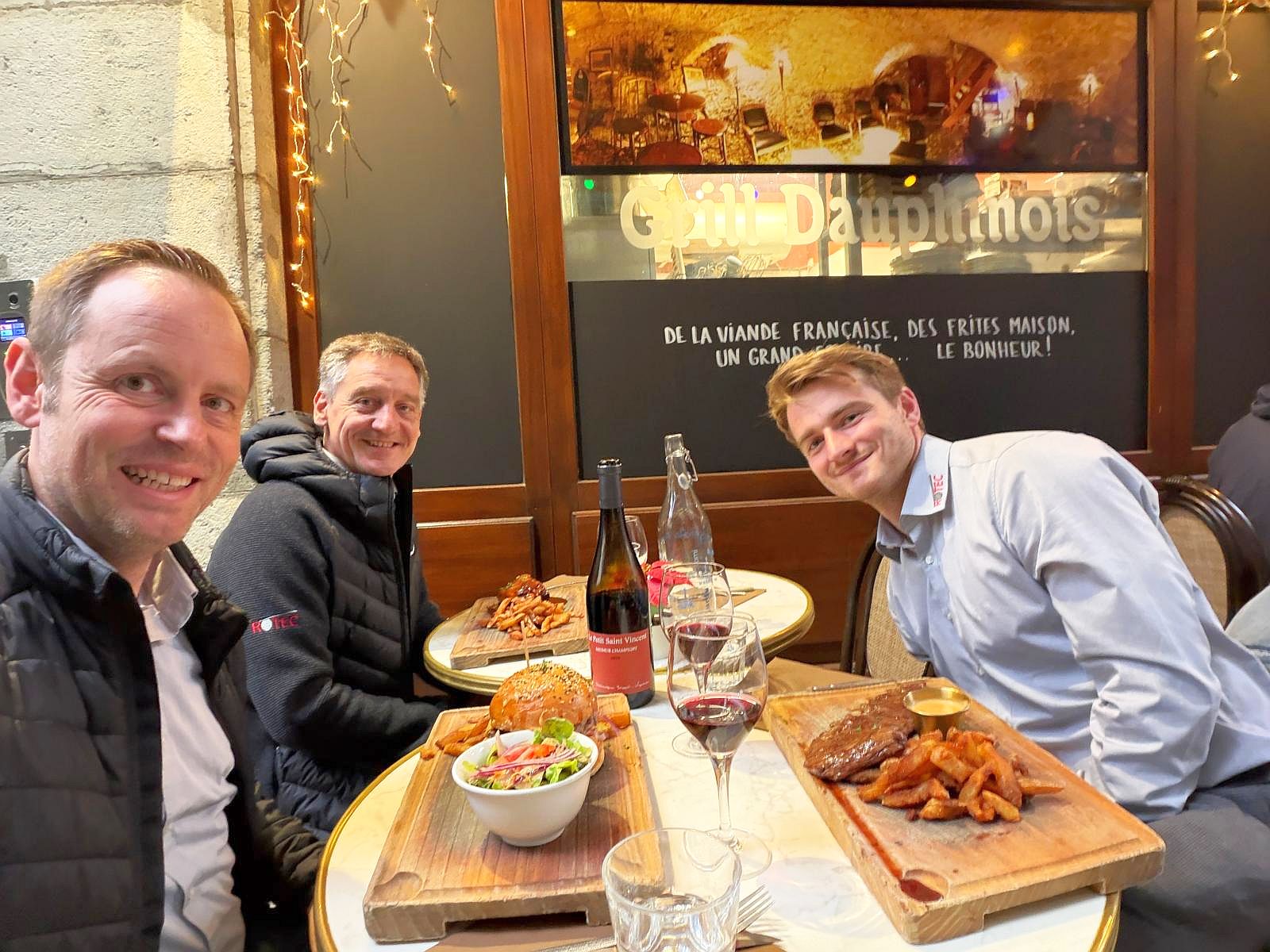 ROTEC Team in Grenoble – a joint end to a day at the trade fair